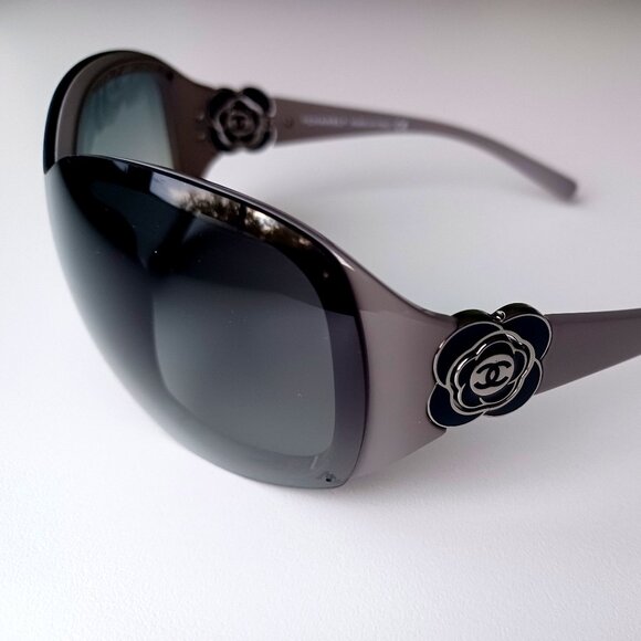 CHANEL Black and Gray Sunglasses - Picture 2 of 14